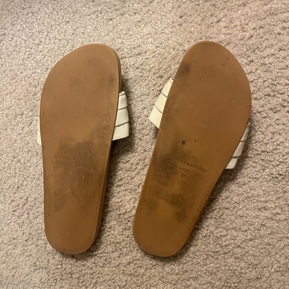 Beatrice Valenzuela - Shell Sandalia - Picture 2 of 7